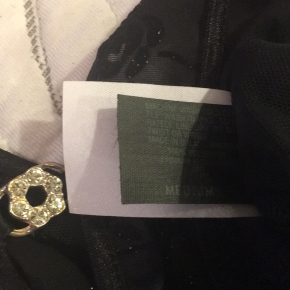 Lingerie - Picture 6 of 6